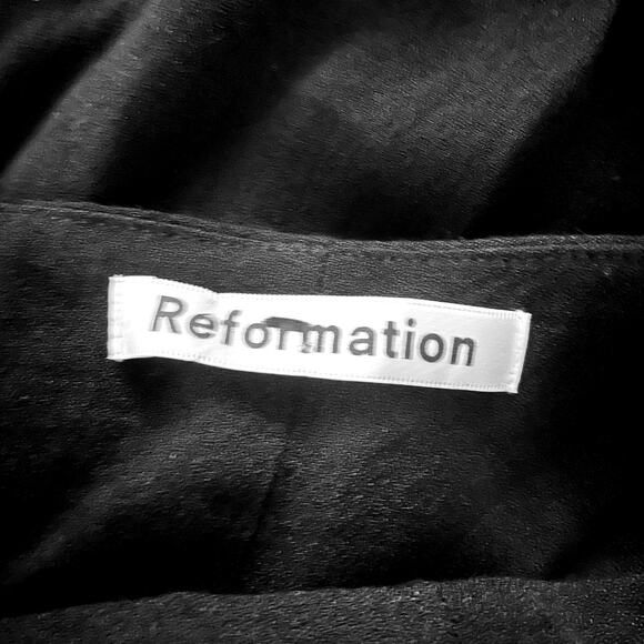 Reformation Della Black Crepe Button Down Crop Wide Leg Jumpsuit Size 4 - Picture 9 of 9